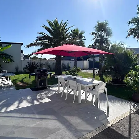 Maison De 102m² Sur Terrain Clos Terrasse Jacuzzi Holiday home
