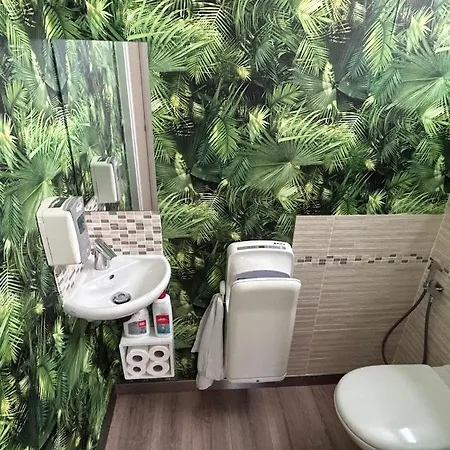 Maison De 102m² Sur Terrain Clos Terrasse Jacuzzi *
