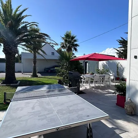 Holiday home Maison De 102m² Sur Terrain Clos Terrasse Jacuzzi *